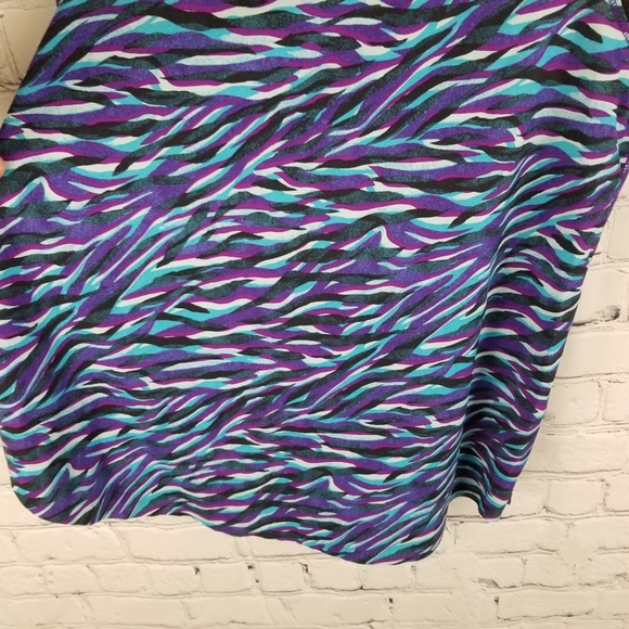 IVIVVA | tiger train strength lasercut tank - Picture 3 of 8